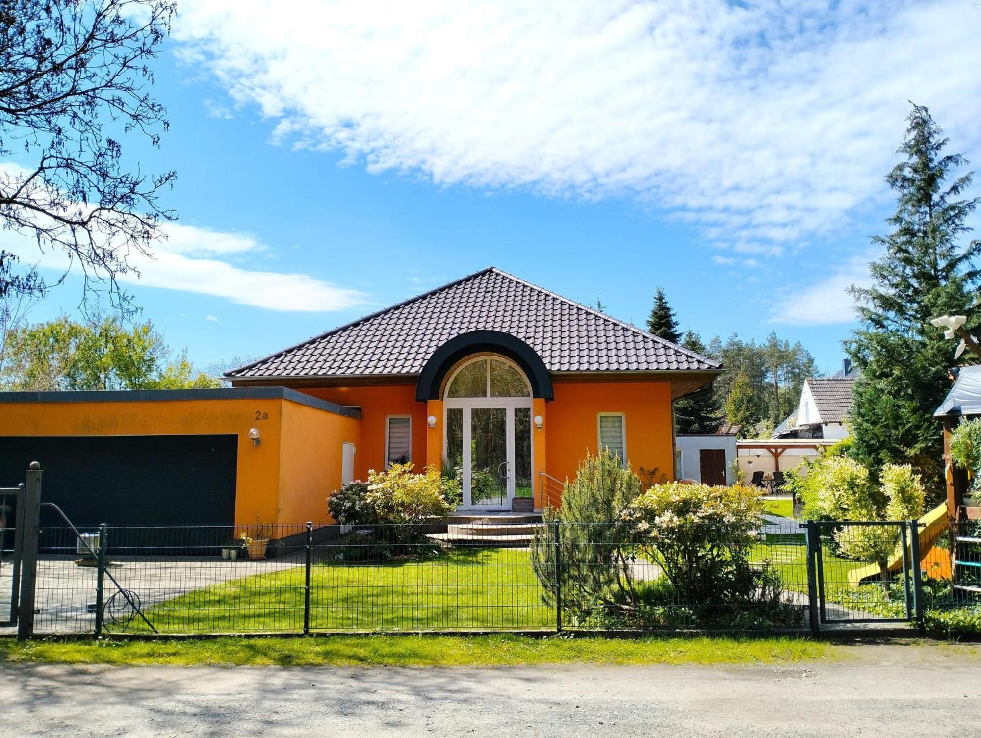 Ferienwohnung Am Waldesrand - Garten, Terrasse, Grill, Luftkuehler, Massagesessel, Kinderspielecke, Spielekonsole Cottbus Ngoại thất bức ảnh
